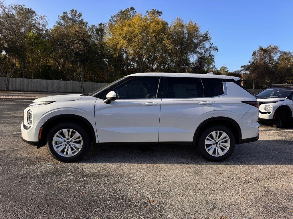 new 2026 Mitsubishi Outlander car, priced at $29,164