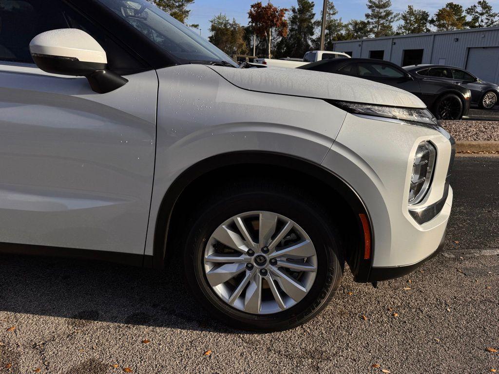 new 2026 Mitsubishi Outlander car, priced at $29,164