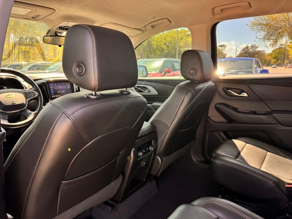 used 2020 Chevrolet Traverse car, priced at $21,900