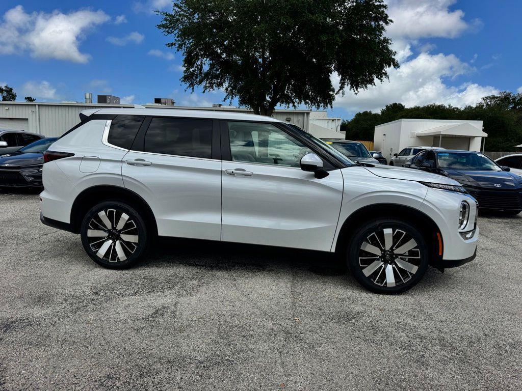 new 2026 Mitsubishi Outlander car, priced at $36,749