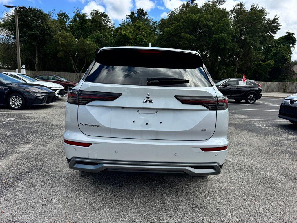 new 2026 Mitsubishi Outlander car, priced at $36,749