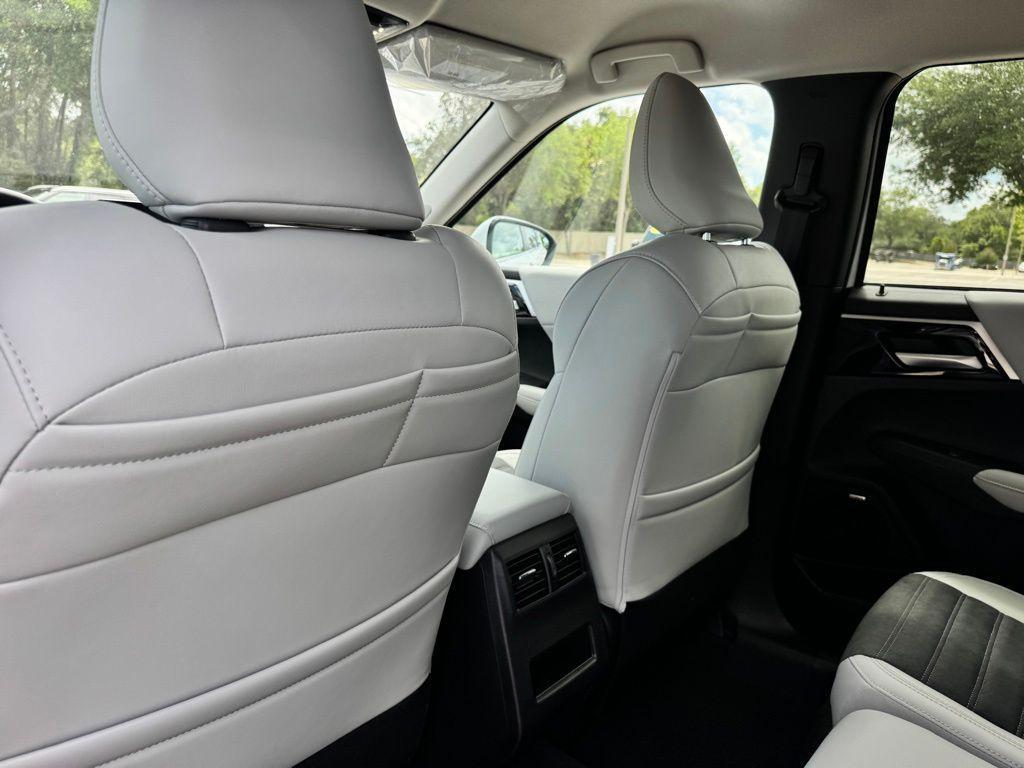 new 2026 Mitsubishi Outlander car, priced at $36,749
