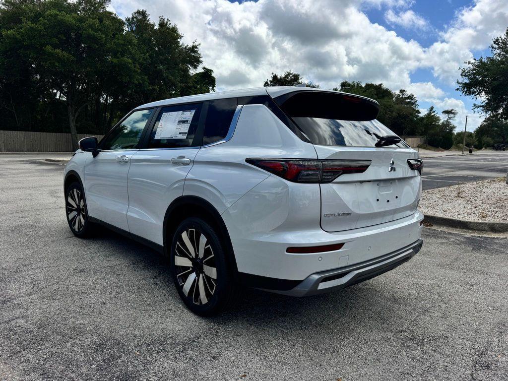 new 2026 Mitsubishi Outlander car, priced at $36,749