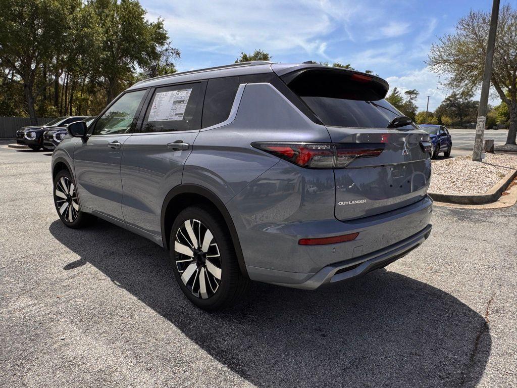 new 2026 Mitsubishi Outlander car, priced at $35,440