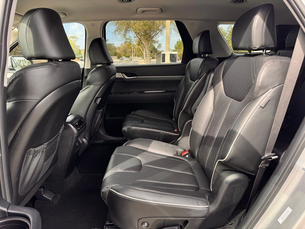 used 2024 Hyundai Palisade car, priced at $30,200