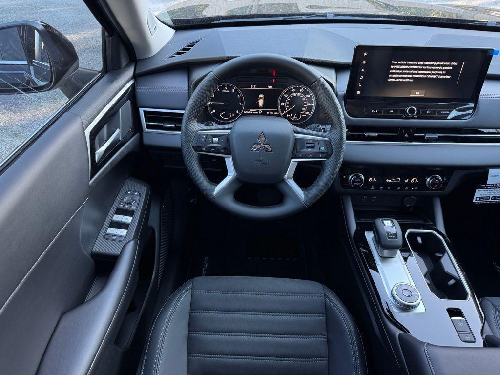 new 2025 Mitsubishi Outlander car, priced at $29,534