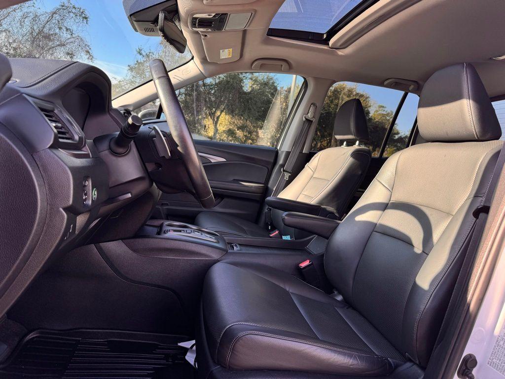 used 2023 Honda Ridgeline car, priced at $34,900