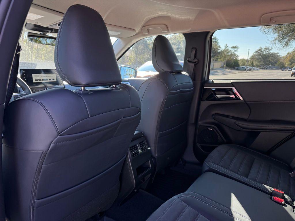 new 2026 Mitsubishi Outlander car, priced at $33,136