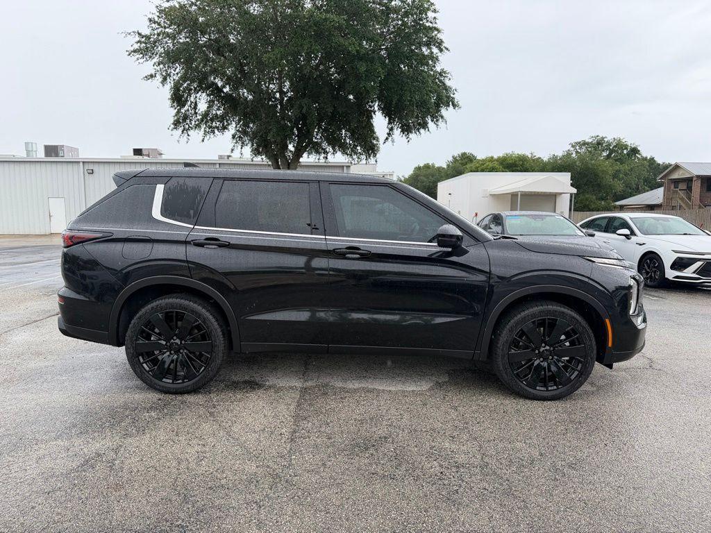 new 2026 Mitsubishi Outlander car, priced at $35,776