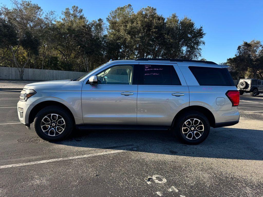 used 2024 Ford Expedition car, priced at $36,600