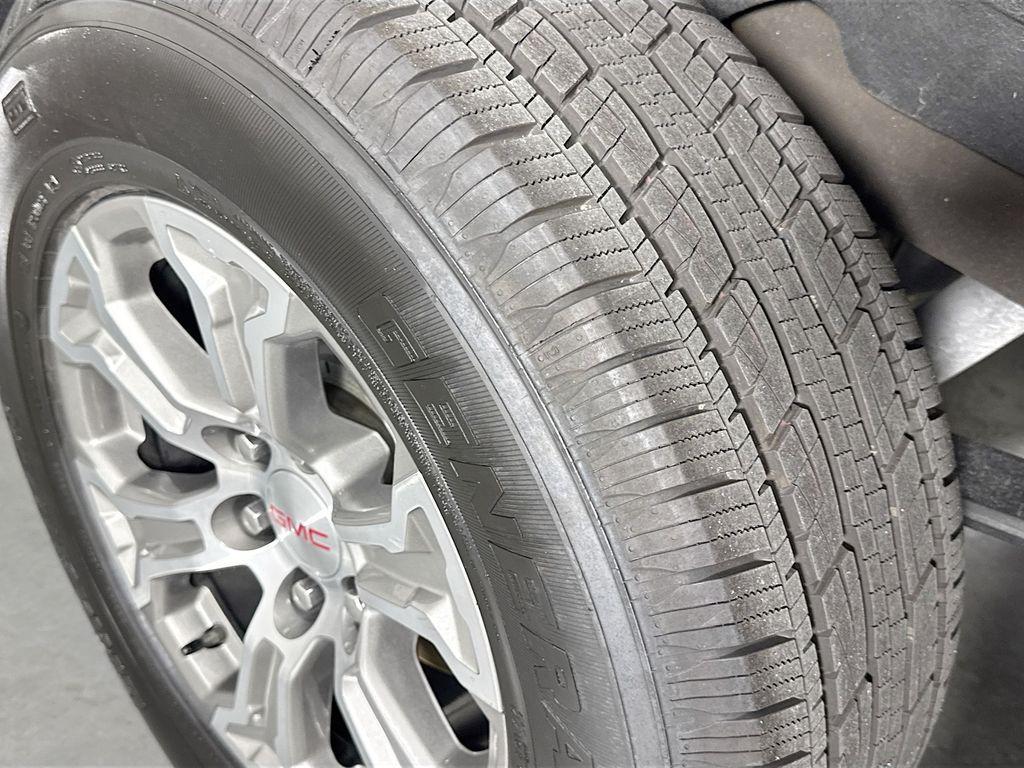 used 2024 GMC Sierra 1500 car, priced at $42,300