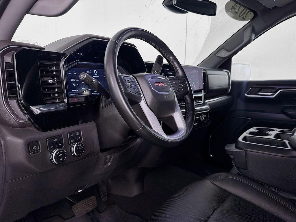 used 2024 GMC Sierra 1500 car, priced at $42,300