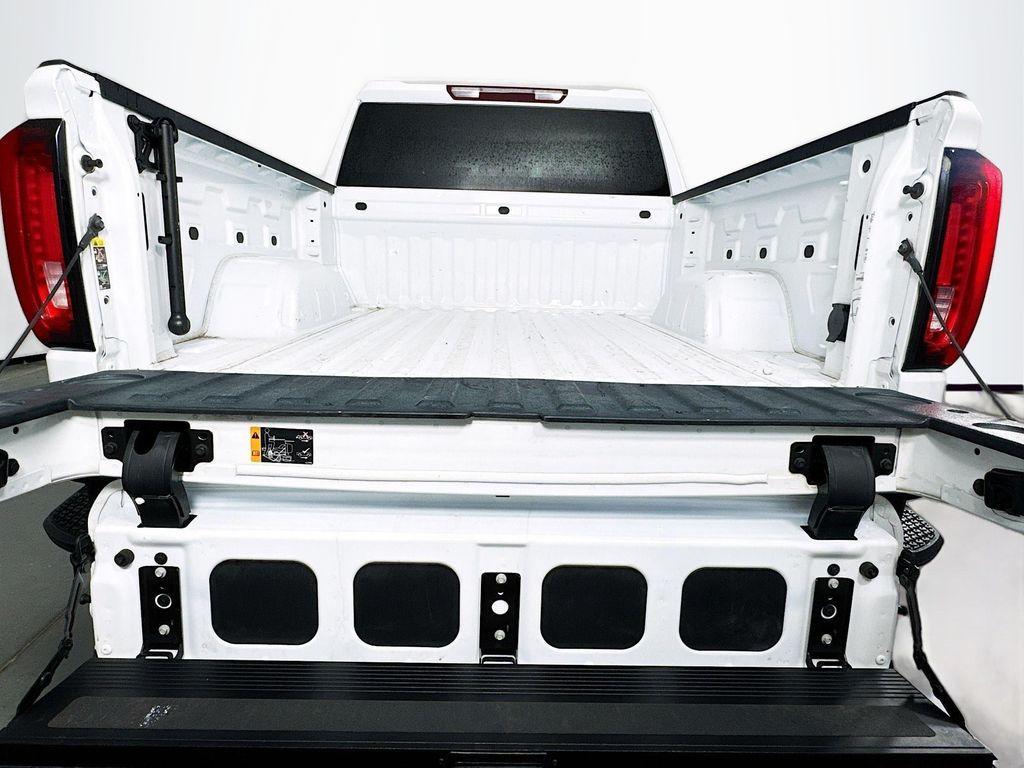 used 2024 GMC Sierra 1500 car, priced at $42,300