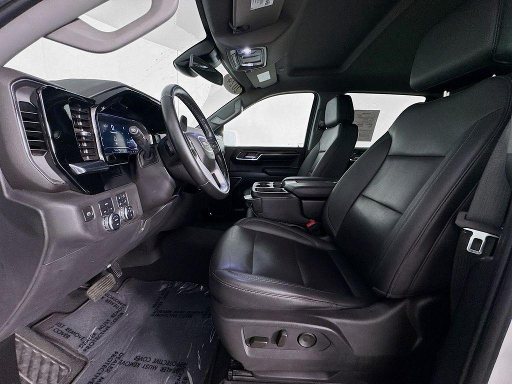 used 2024 GMC Sierra 1500 car, priced at $42,300
