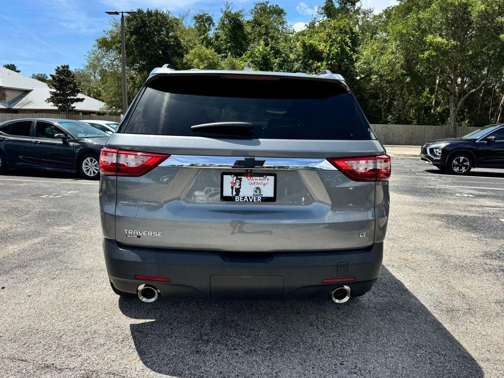 used 2021 Chevrolet Traverse car, priced at $21,713