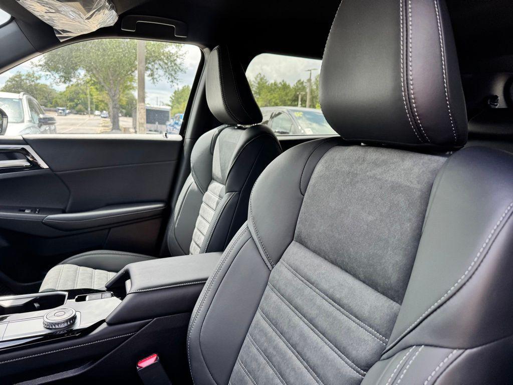 new 2026 Mitsubishi Outlander car, priced at $35,064