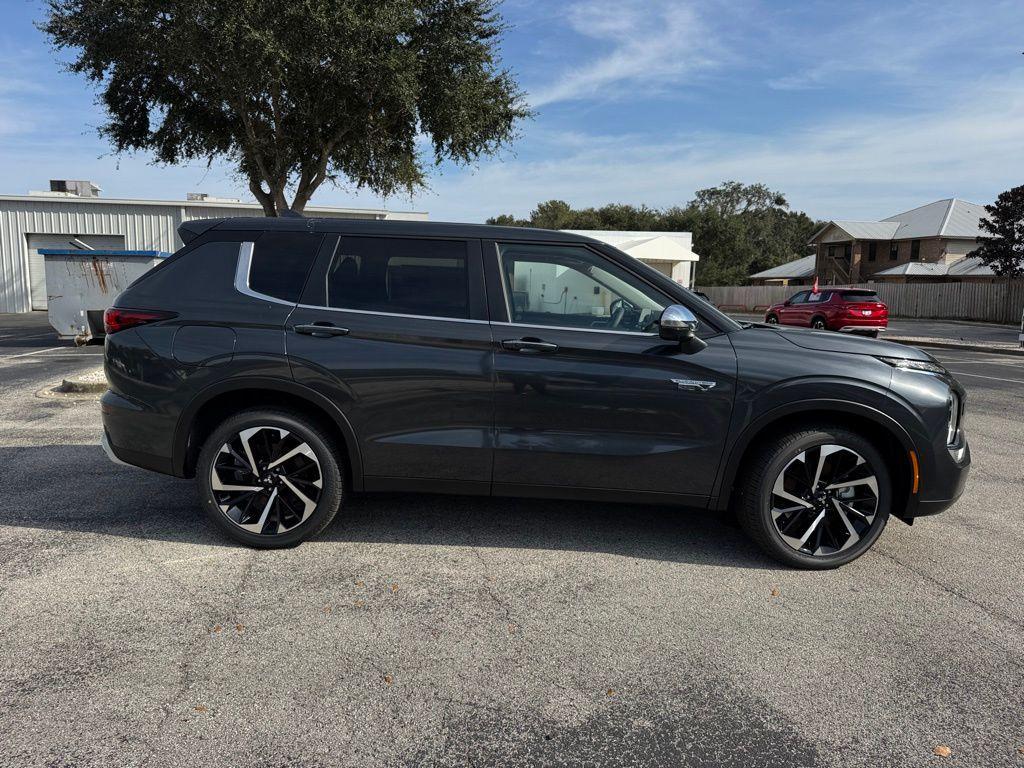 new 2025 Mitsubishi Outlander PHEV car, priced at $37,507