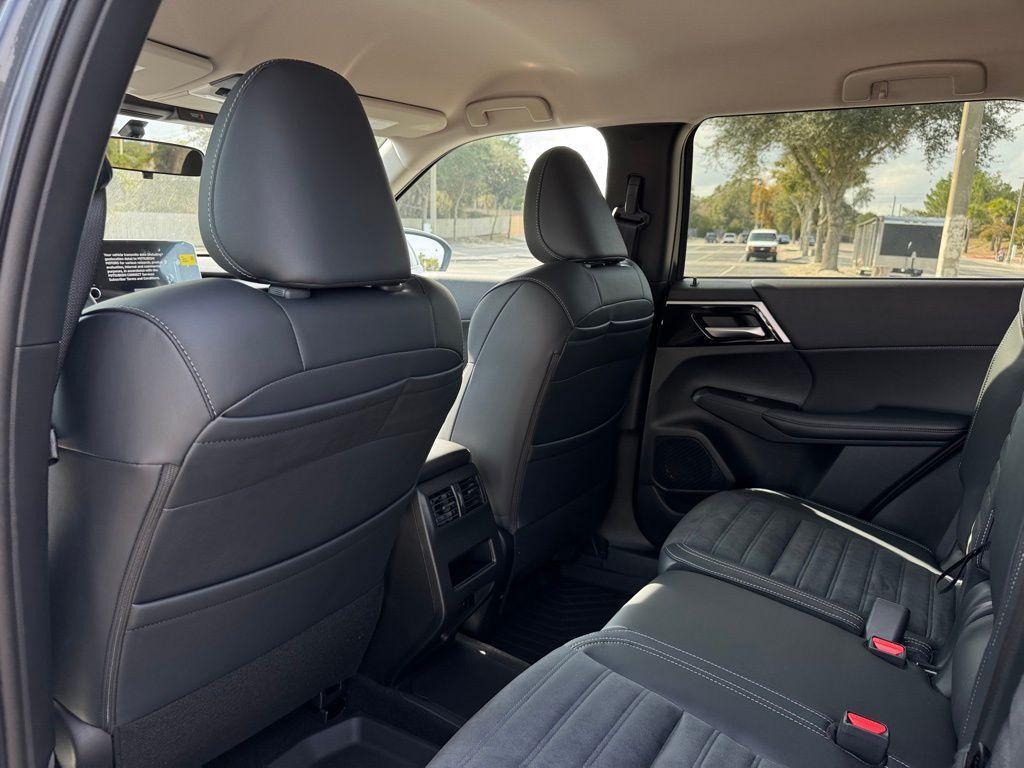 new 2025 Mitsubishi Outlander PHEV car, priced at $37,507