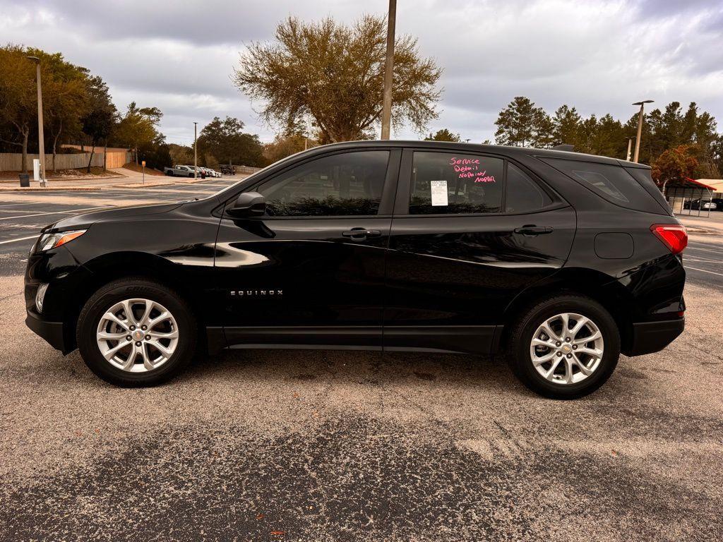 used 2021 Chevrolet Equinox car, priced at $17,100