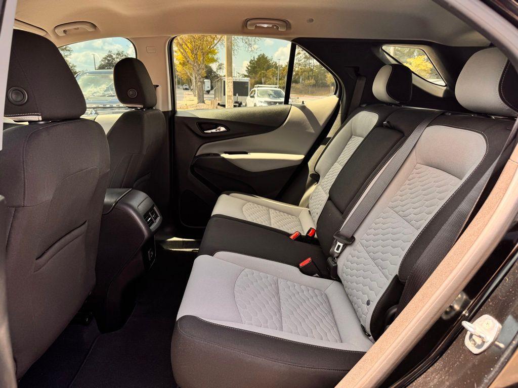 used 2021 Chevrolet Equinox car, priced at $16,800