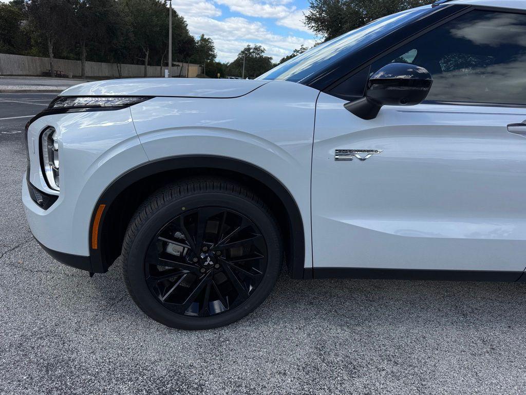 new 2025 Mitsubishi Outlander PHEV car, priced at $41,638
