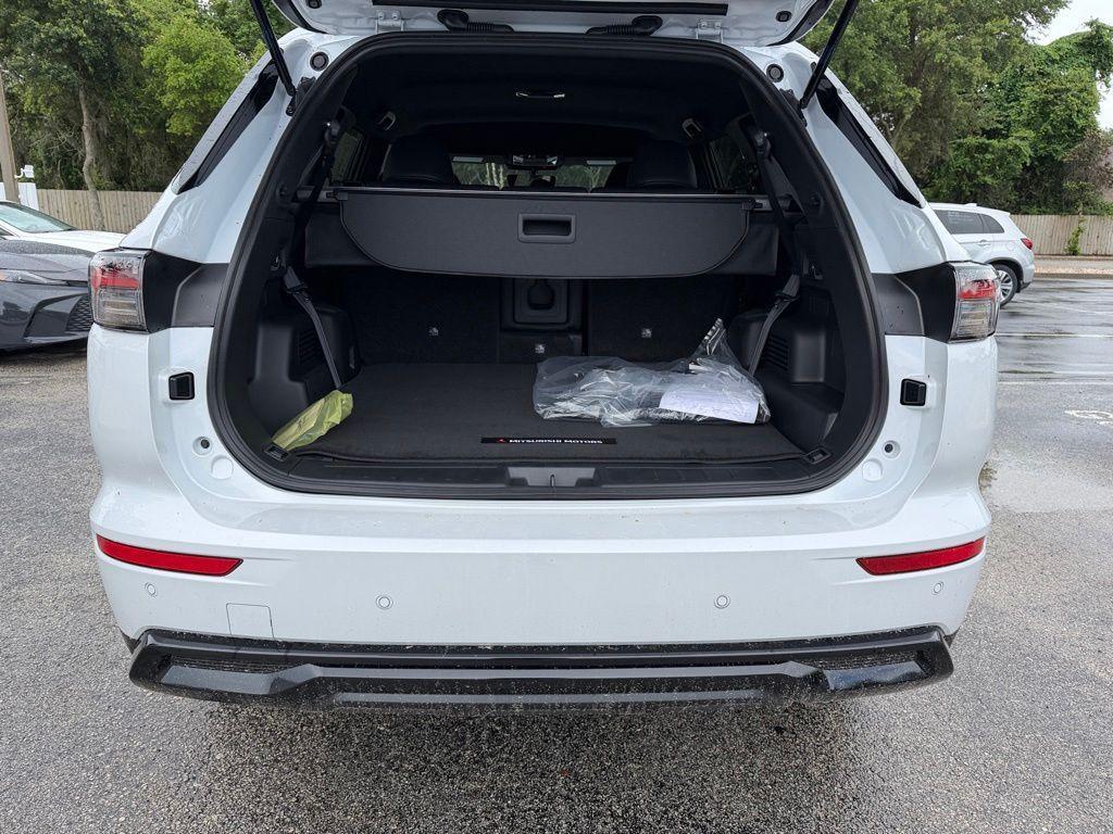 new 2026 Mitsubishi Outlander car, priced at $35,776