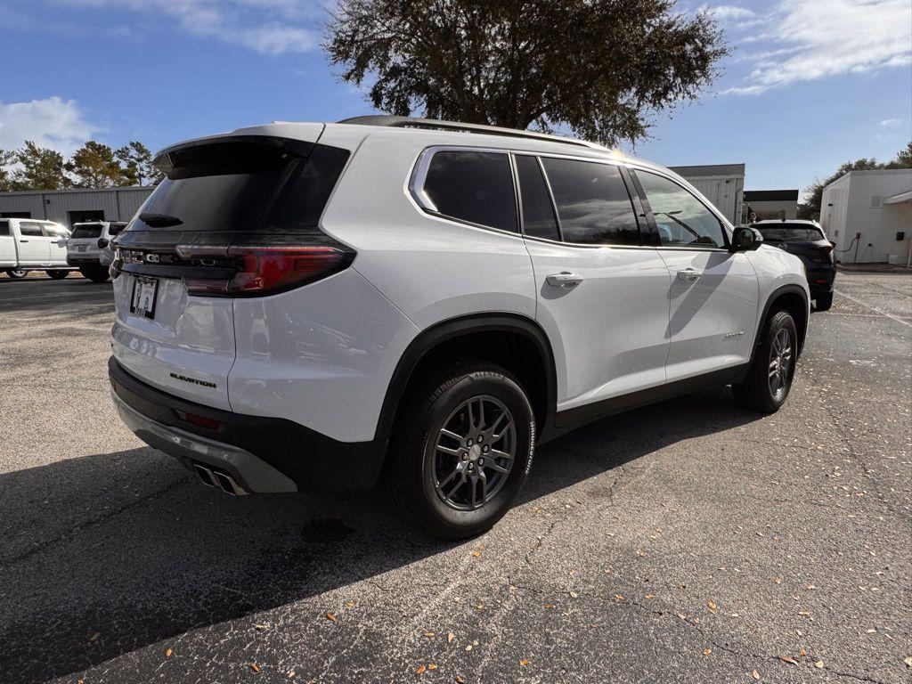 used 2025 GMC Acadia car, priced at $32,800