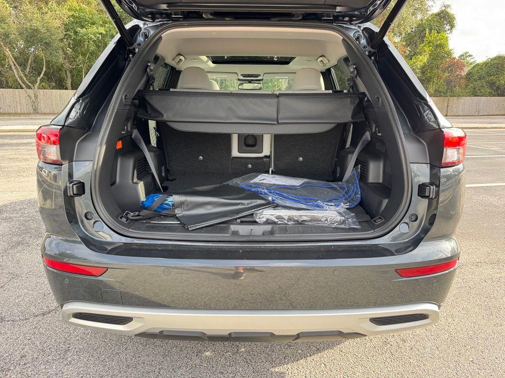 new 2025 Mitsubishi Outlander PHEV car, priced at $39,422