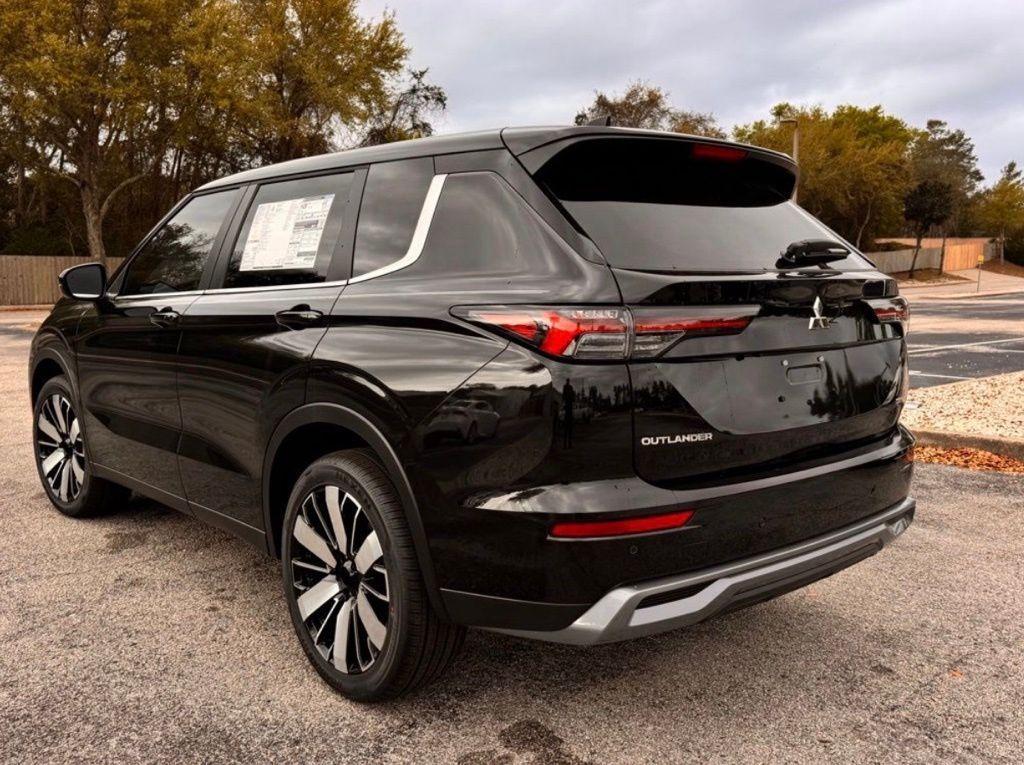 new 2026 Mitsubishi Outlander car, priced at $34,396