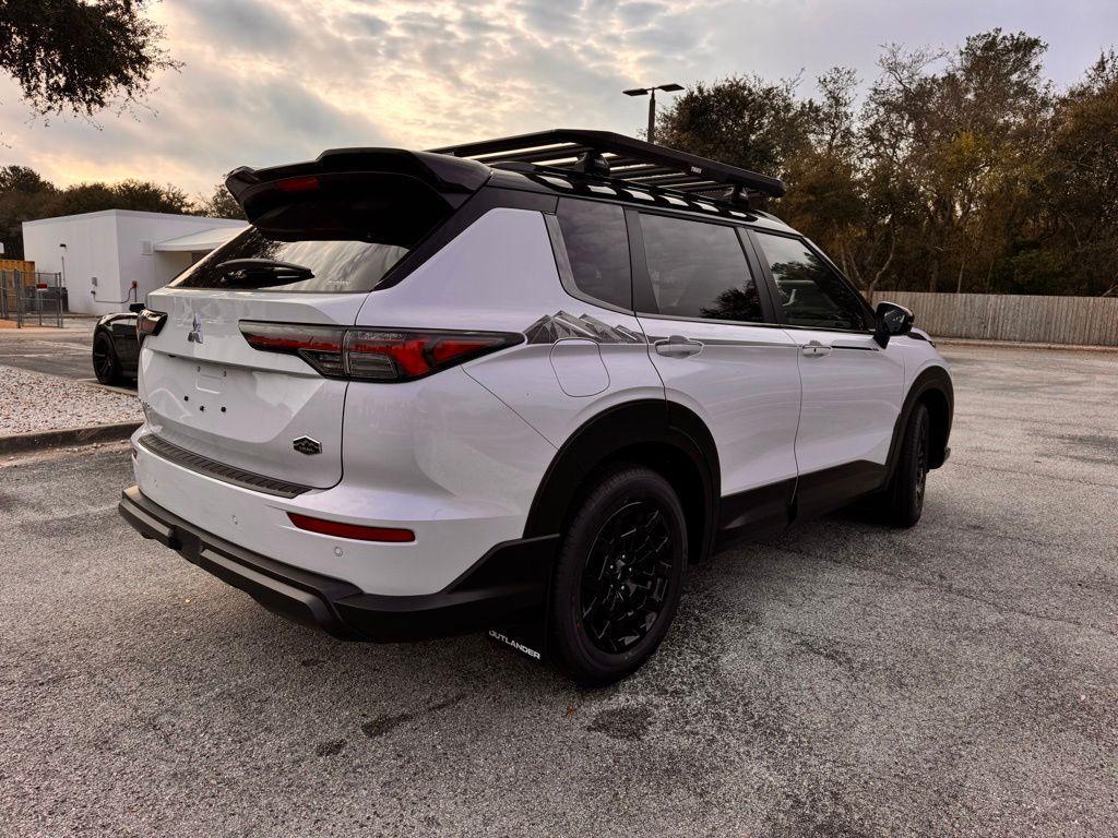 new 2026 Mitsubishi Outlander car, priced at $37,352