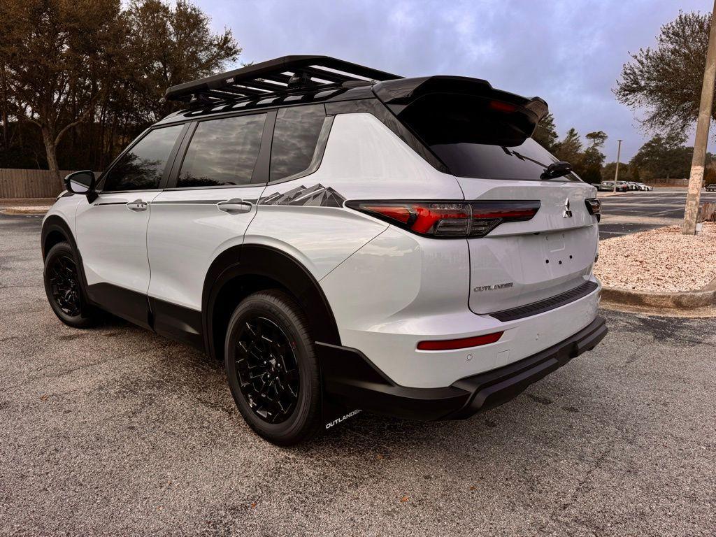 new 2026 Mitsubishi Outlander car, priced at $37,352