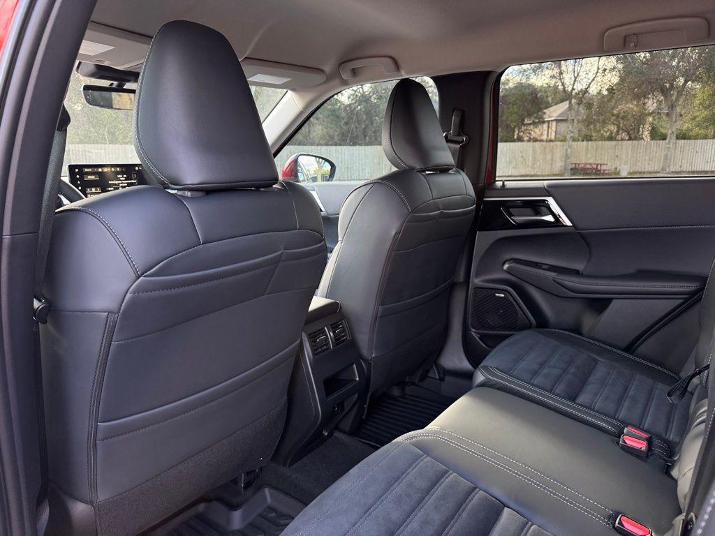 new 2026 Mitsubishi Outlander car, priced at $32,088