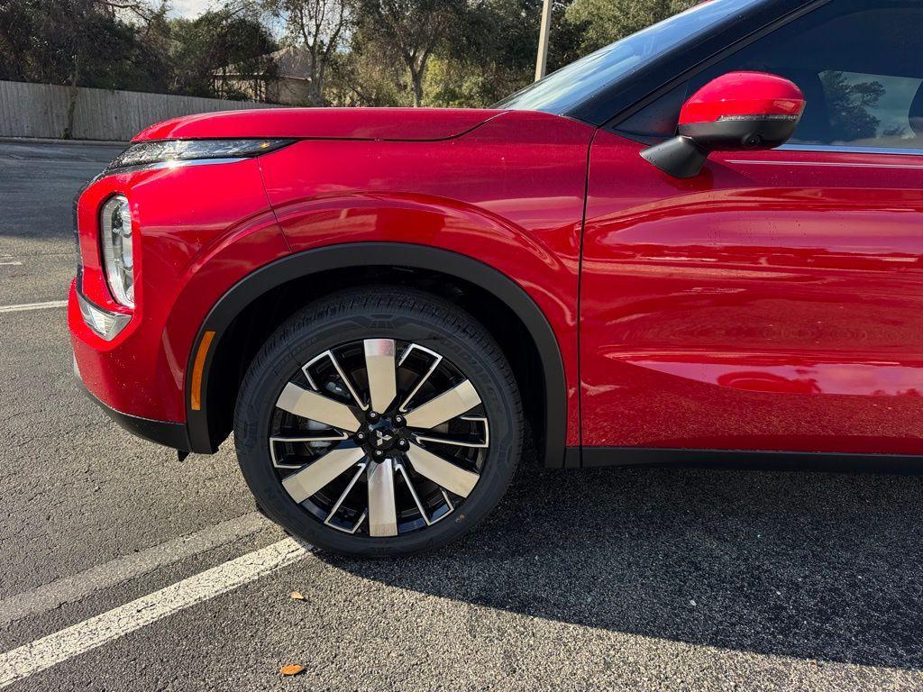 new 2026 Mitsubishi Outlander car, priced at $32,088