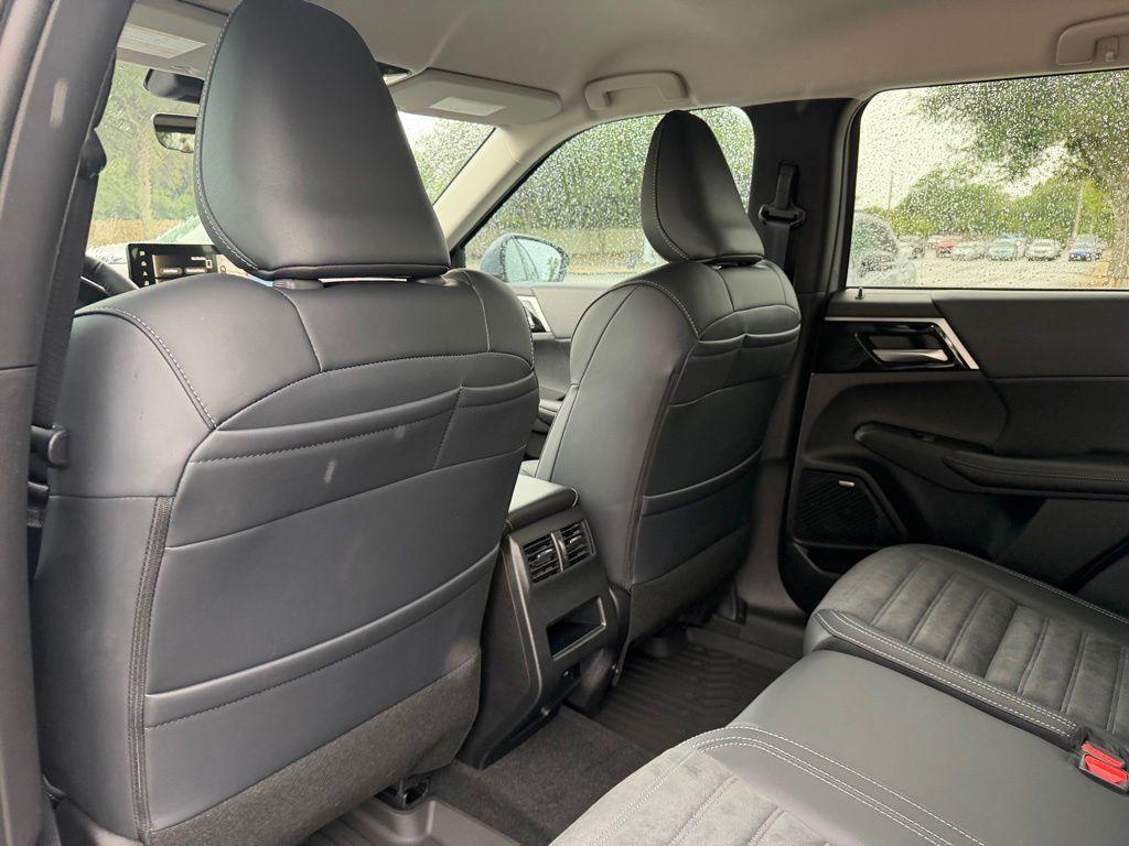 new 2026 Mitsubishi Outlander car, priced at $39,821