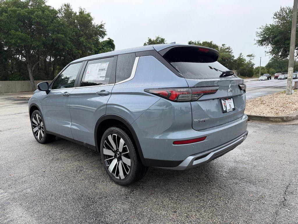 new 2026 Mitsubishi Outlander car, priced at $39,821