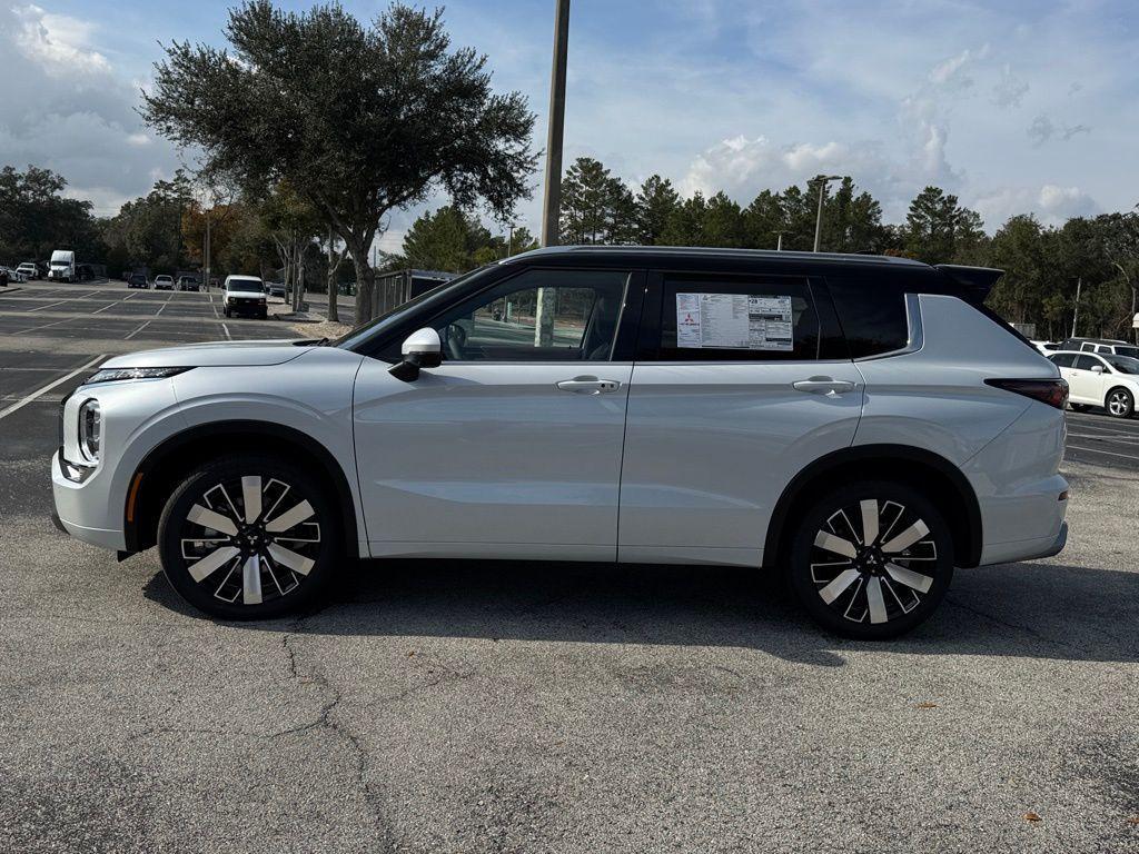 new 2026 Mitsubishi Outlander car, priced at $38,770