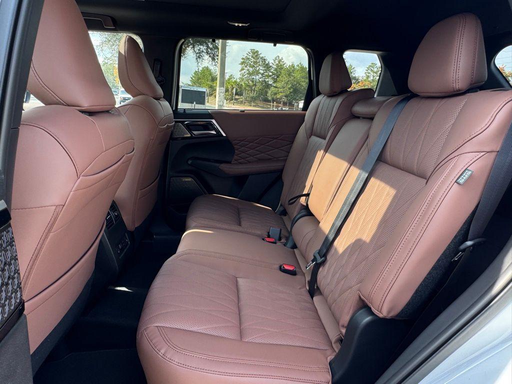 new 2026 Mitsubishi Outlander car, priced at $38,770