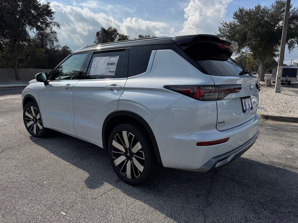 new 2026 Mitsubishi Outlander car, priced at $38,770