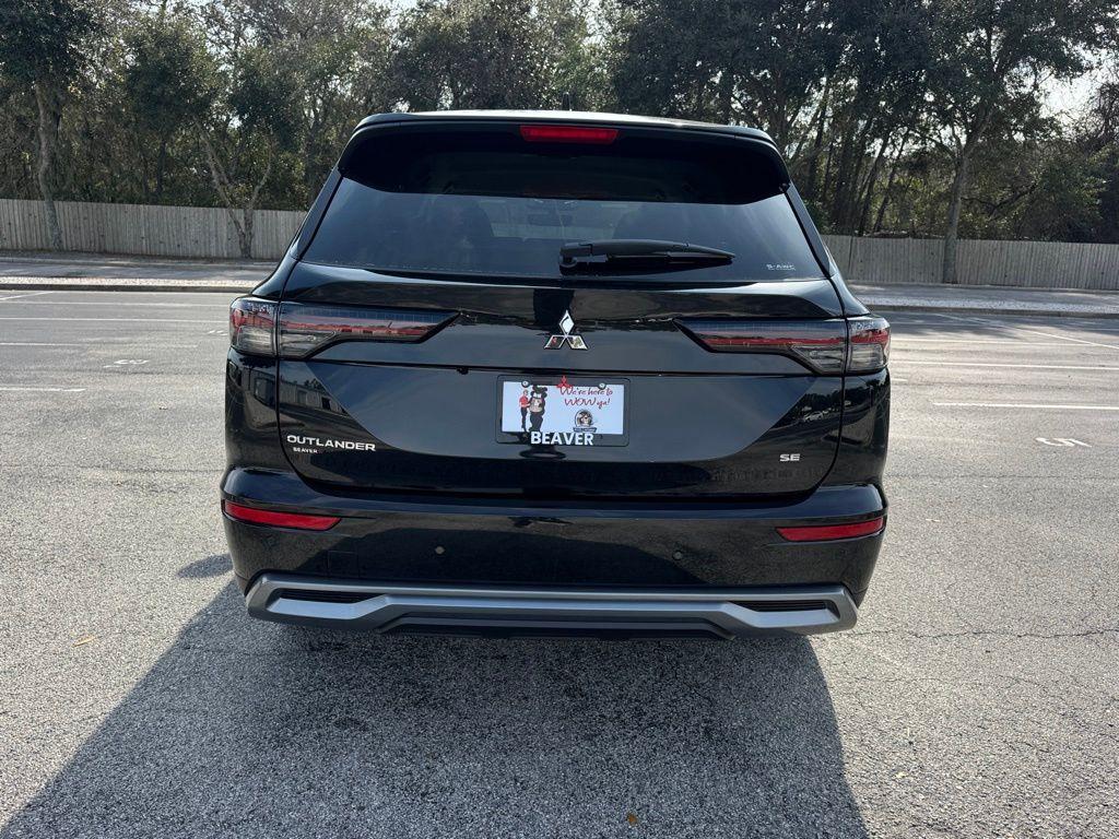 new 2026 Mitsubishi Outlander car, priced at $33,739