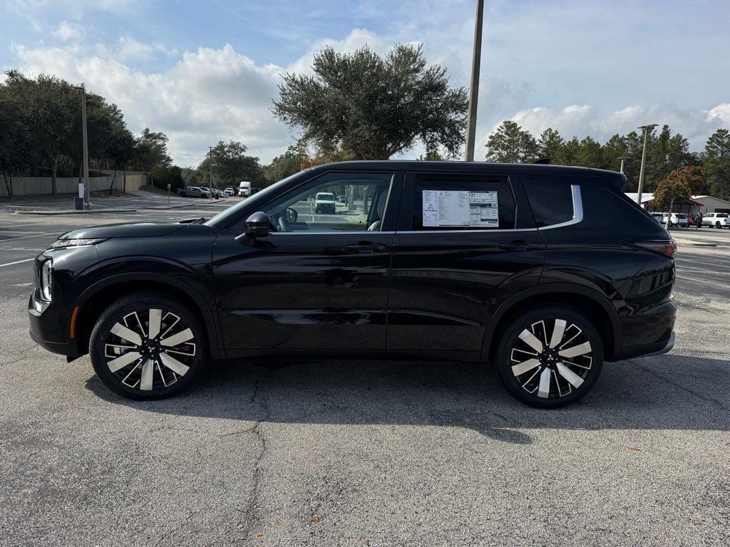 new 2026 Mitsubishi Outlander car, priced at $33,739