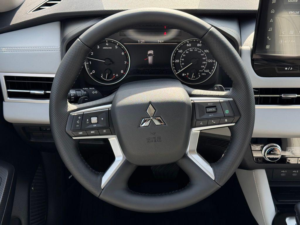 new 2026 Mitsubishi Outlander car, priced at $33,739