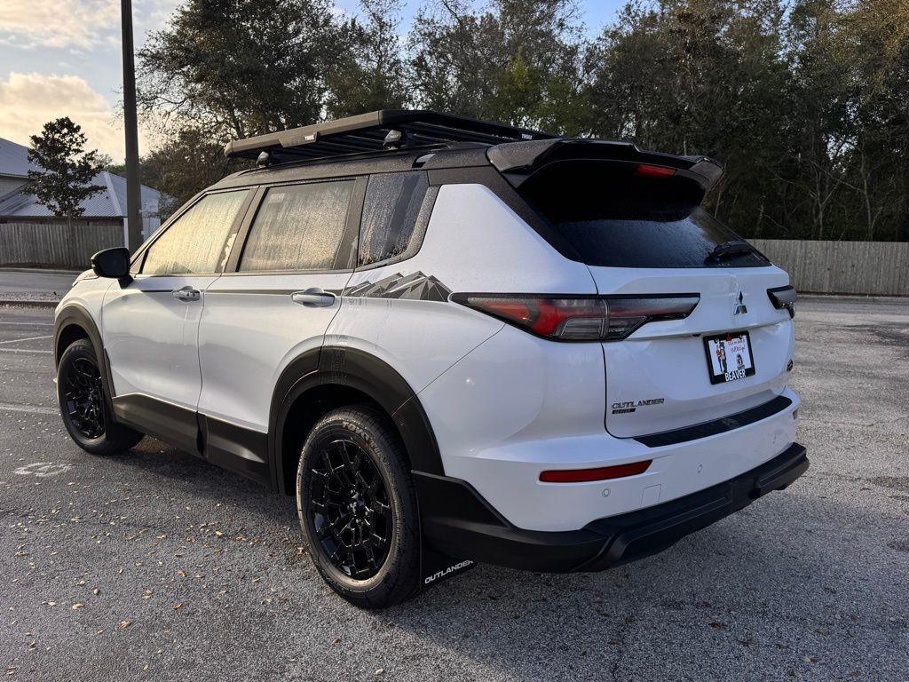 new 2026 Mitsubishi Outlander car, priced at $37,352