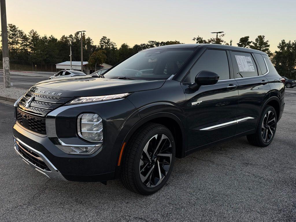 new 2025 Mitsubishi Outlander PHEV car, priced at $36,418