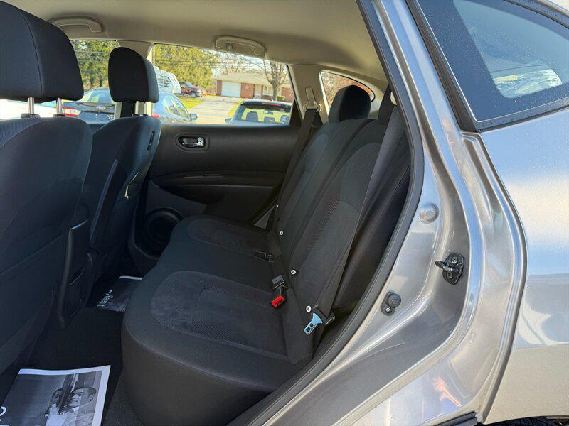 used 2015 Nissan Rogue Select car, priced at $9,997