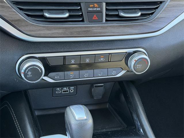 used 2023 Nissan Altima car, priced at $21,222