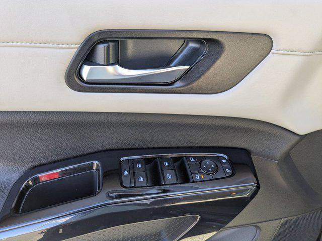 used 2022 Nissan Pathfinder car, priced at $24,990