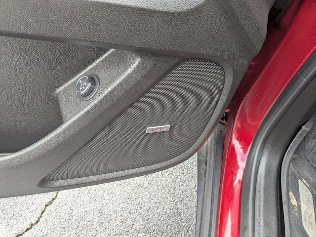 used 2019 Chevrolet Traverse car, priced at $25,990