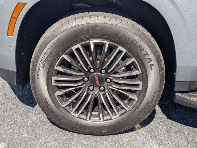 used 2025 GMC Yukon car, priced at $63,918