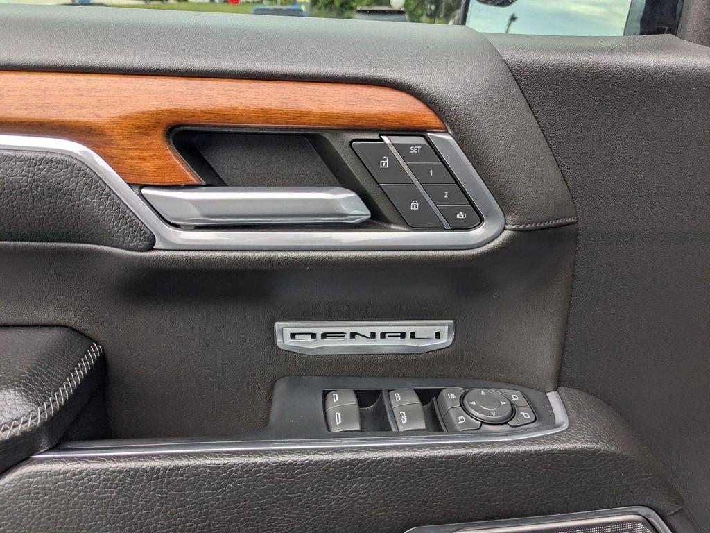 used 2023 GMC Sierra 1500 car, priced at $50,789