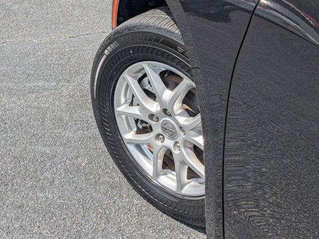 used 2022 Chrysler Pacifica car, priced at $26,985